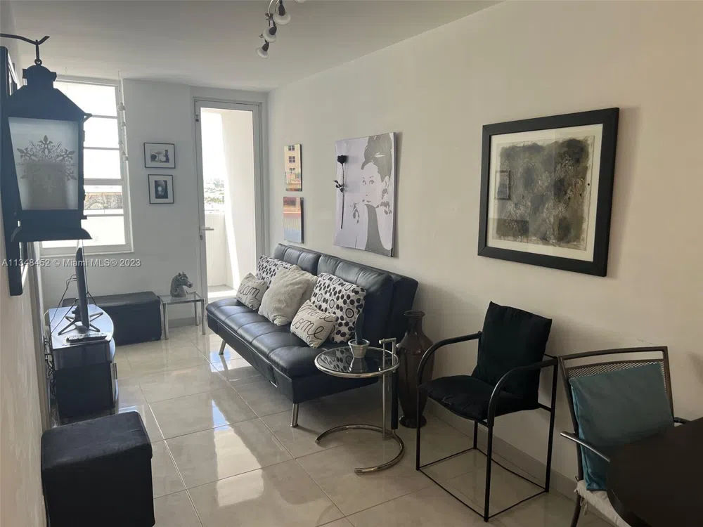 100 Lincoln Rd #1007 Miami Beach, FL 33139