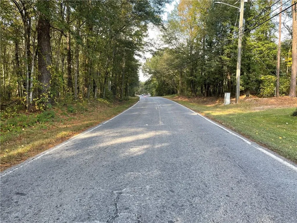 44 County Line Auburn Road Auburn, GA 30011