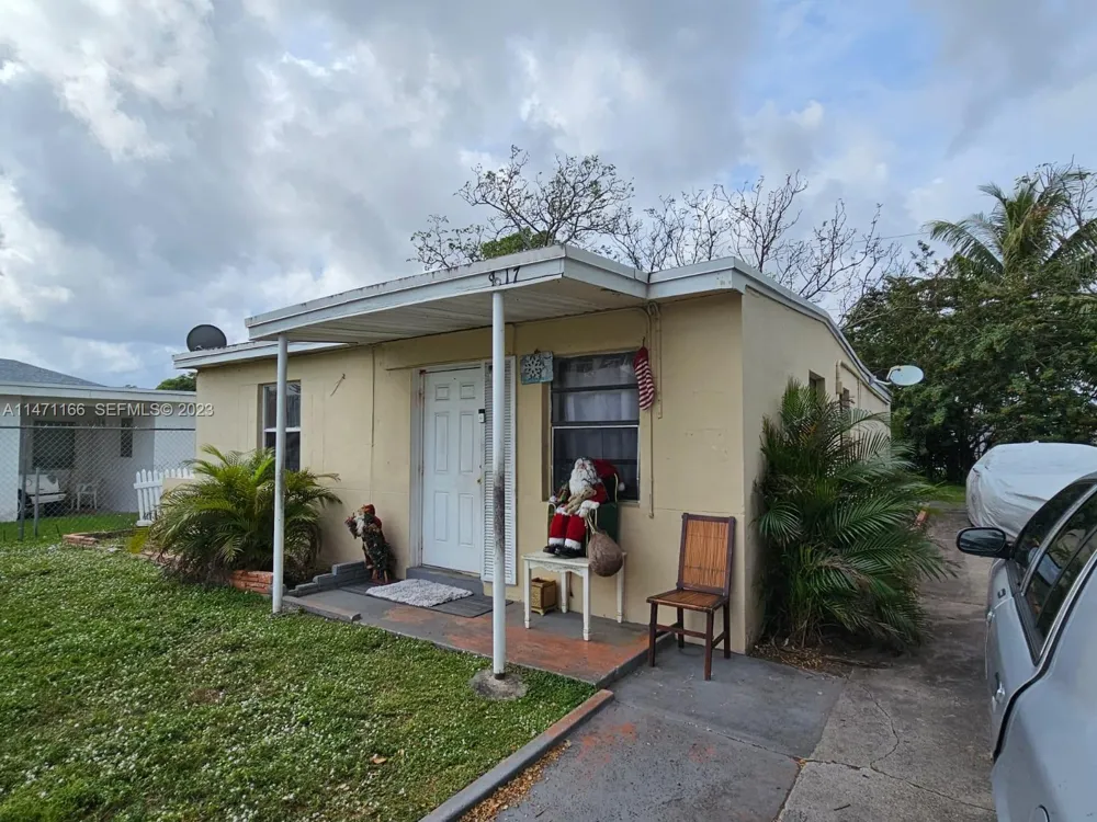 1817 NW 25th Ave Fort Lauderdale, FL 33311