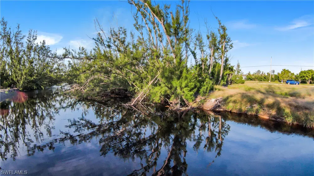 Crestwell Court St James City, FL 33956