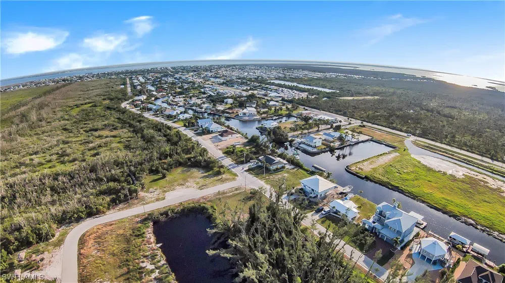 Crestwell Court St James City, FL 33956