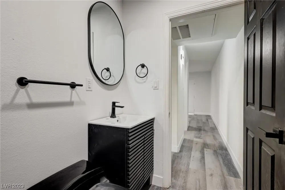 1922 Fairfield Avenue #102 Las Vegas, NV 89102