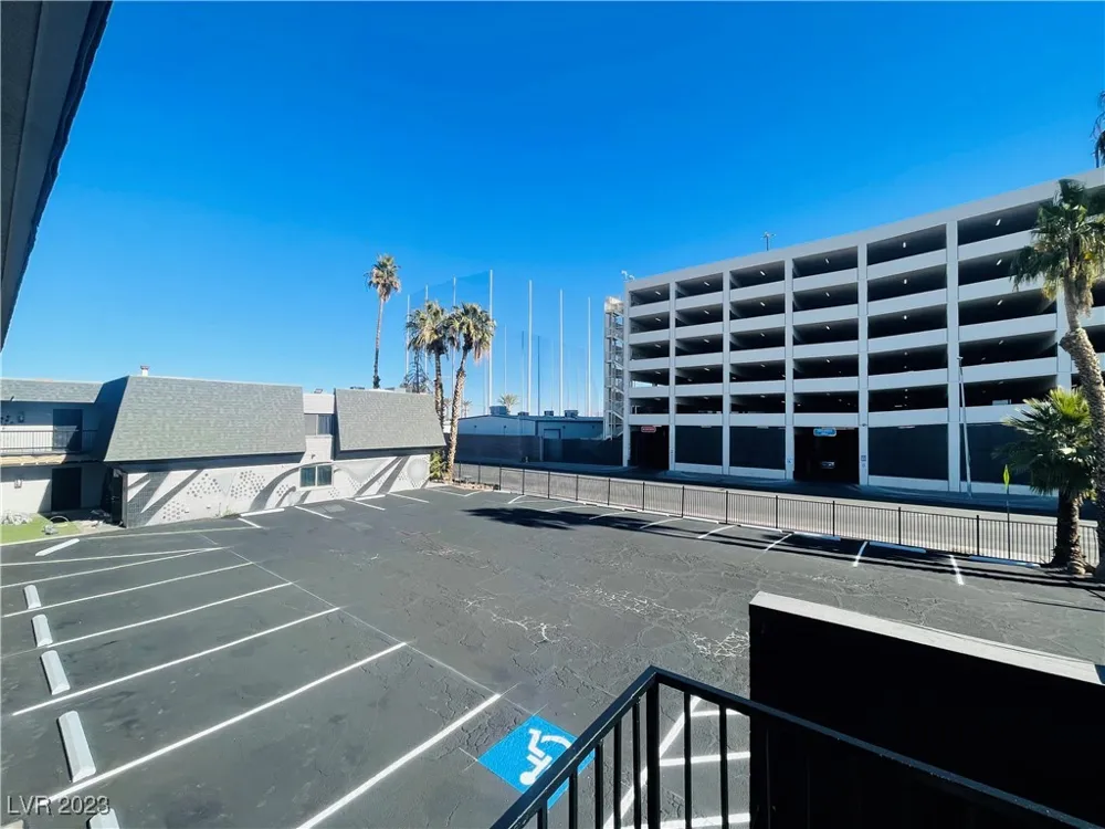1922 Fairfield Avenue #102 Las Vegas, NV 89102
