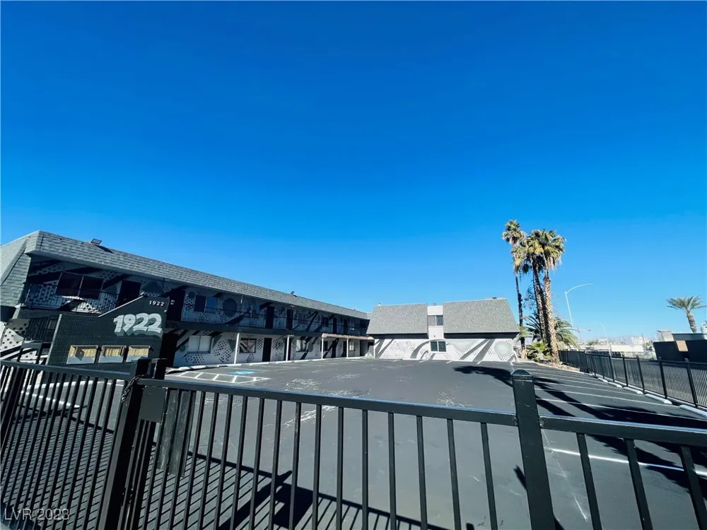 1922 Fairfield Avenue #102 Las Vegas, NV 89102