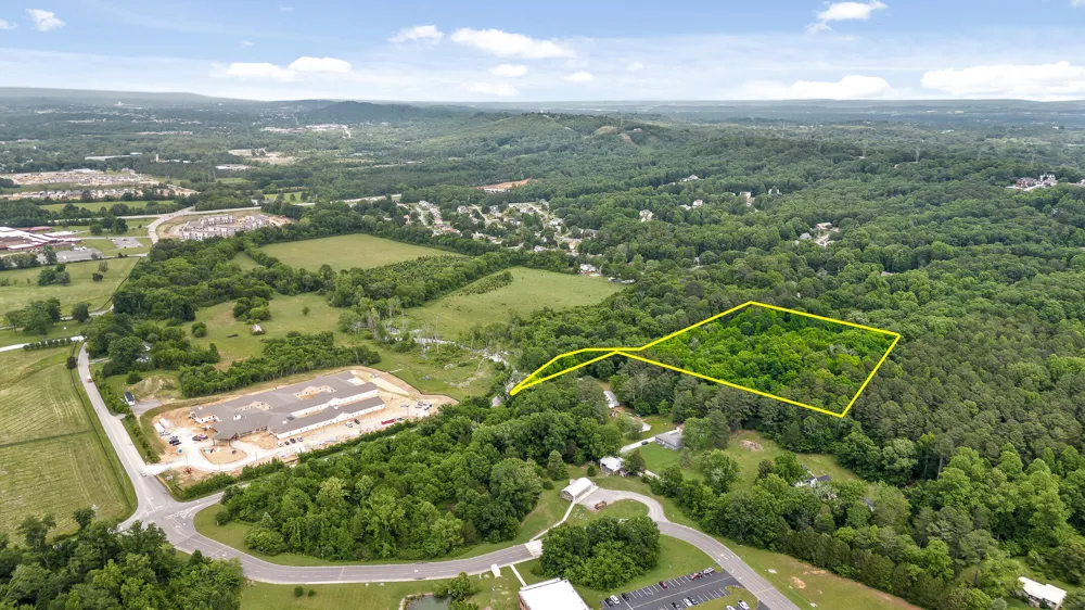 2937 Happy Valley Road Rossville, GA 30741