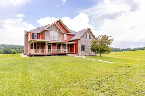 231 E Valley Road