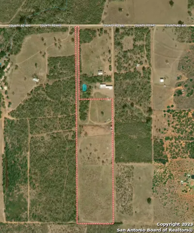 000 County Road 640 Yancey, TX 78886
