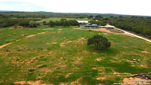 000 County Road 640 Yancey, TX 78886