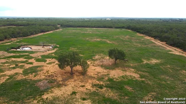 000 County Road 640 Yancey, TX 78886