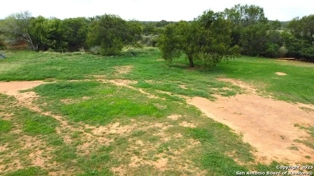 000 County Road 640 Yancey, TX 78886