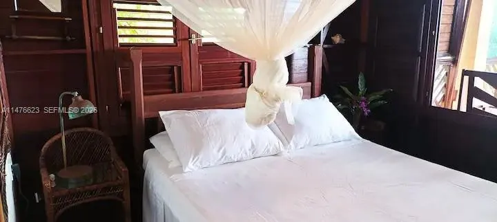 CALIBISHE, DOMINICA 