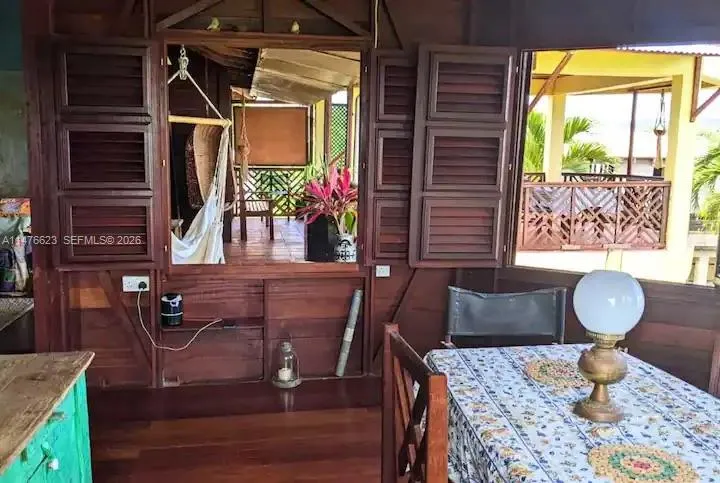 CALIBISHE, DOMINICA 