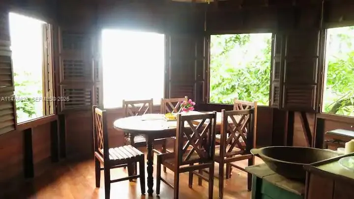 CALIBISHE, DOMINICA 