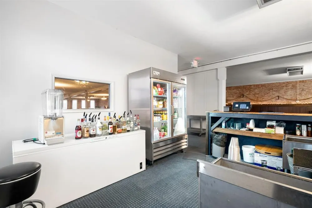 100 Texas Street De Leon, TX 76444