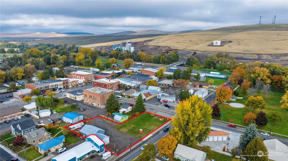 130 Preston Ave Waitsburg, WA 99361