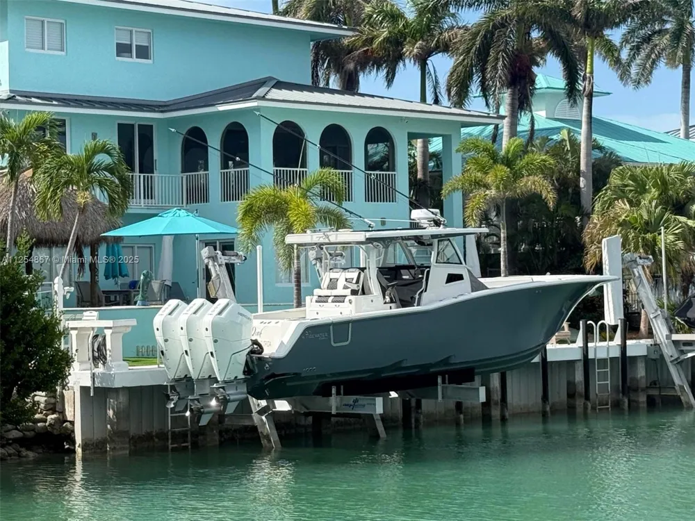 124 S Indies Marathon, FL 33050