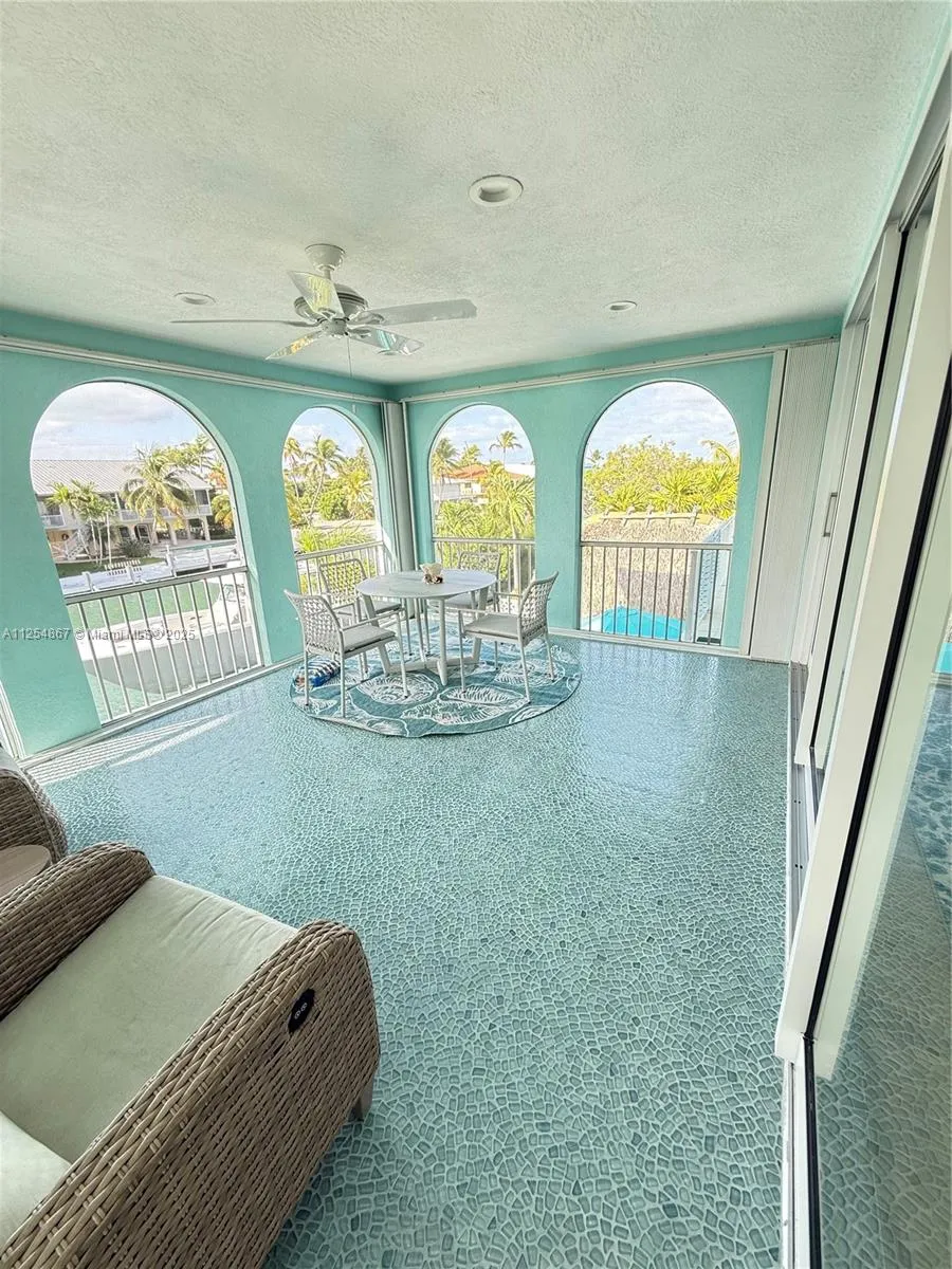 124 S Indies Marathon, FL 33050