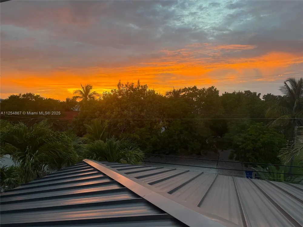 124 S Indies Marathon, FL 33050