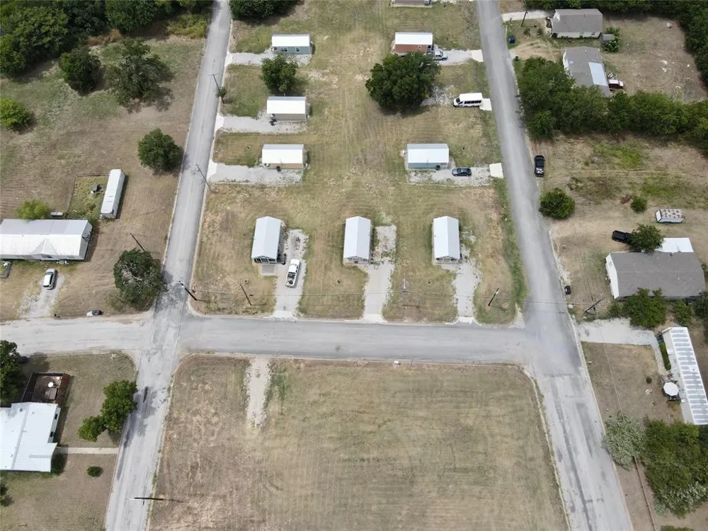 509 Ussery Street Bowie, TX 76230