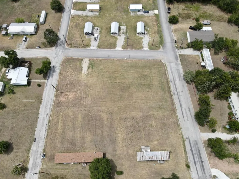 509 Ussery Street Bowie, TX 76230