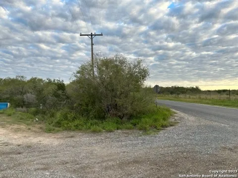 000 CHRISTINE RD