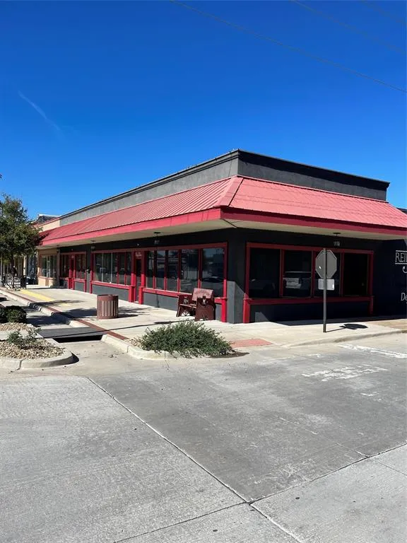 921 Halsell Street Bridgeport, TX 76426