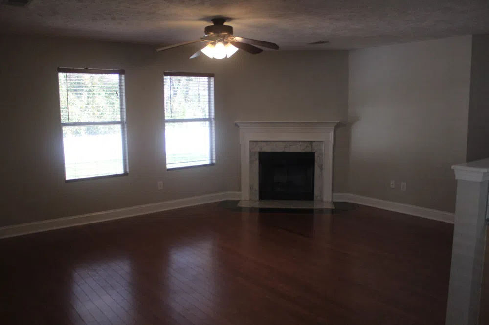 2797 Sutherland Dr Thompsons Station, TN 37179
