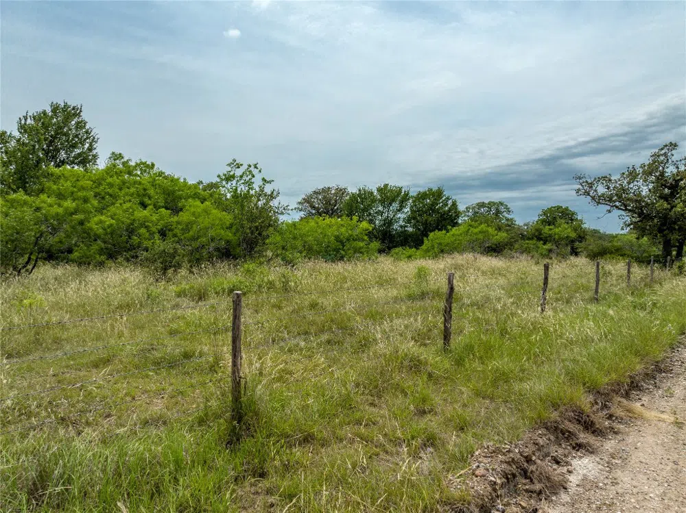 County Rd 405 Gonzales, TX 78629