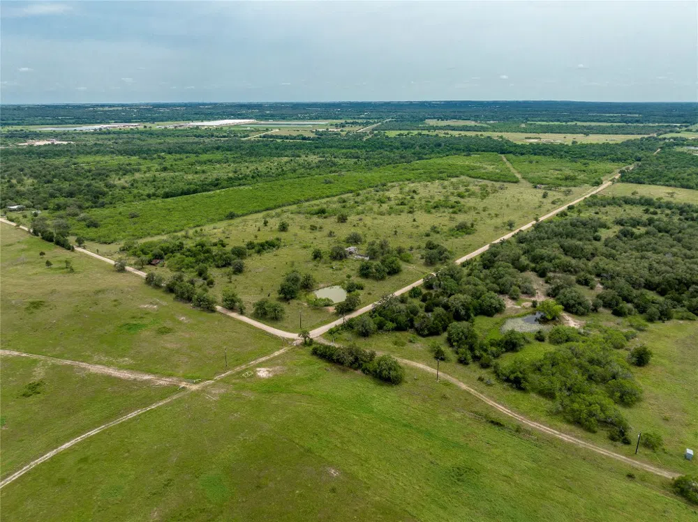 County Rd 405 Gonzales, TX 78629