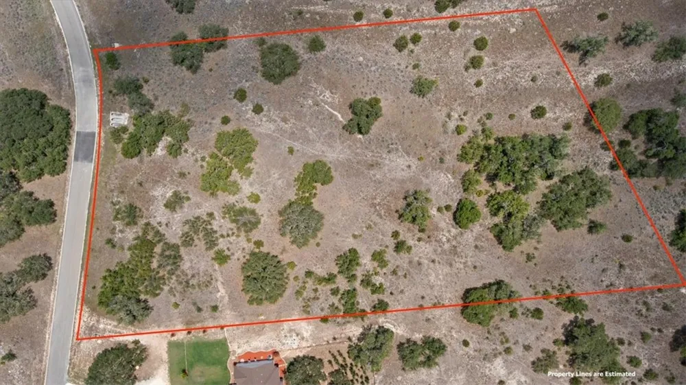 16 Summit Spring Lane Johnson City, TX 78636