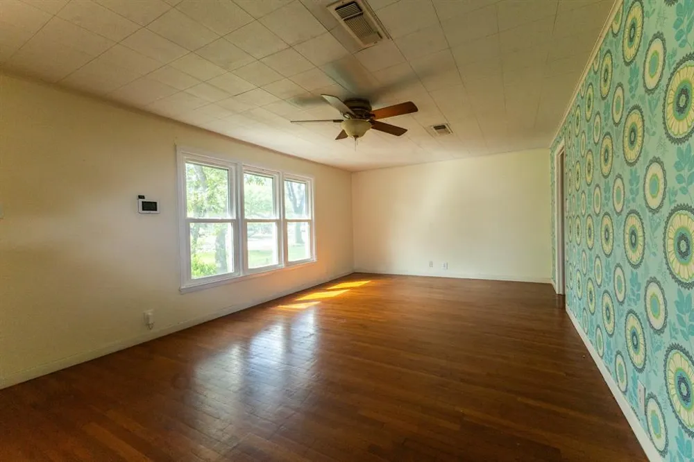 2010 4th Street Brownwood, TX 76801