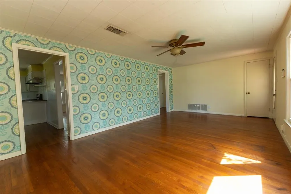 2010 4th Street Brownwood, TX 76801