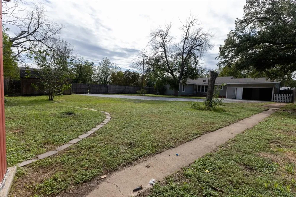 2010 4th Street Brownwood, TX 76801