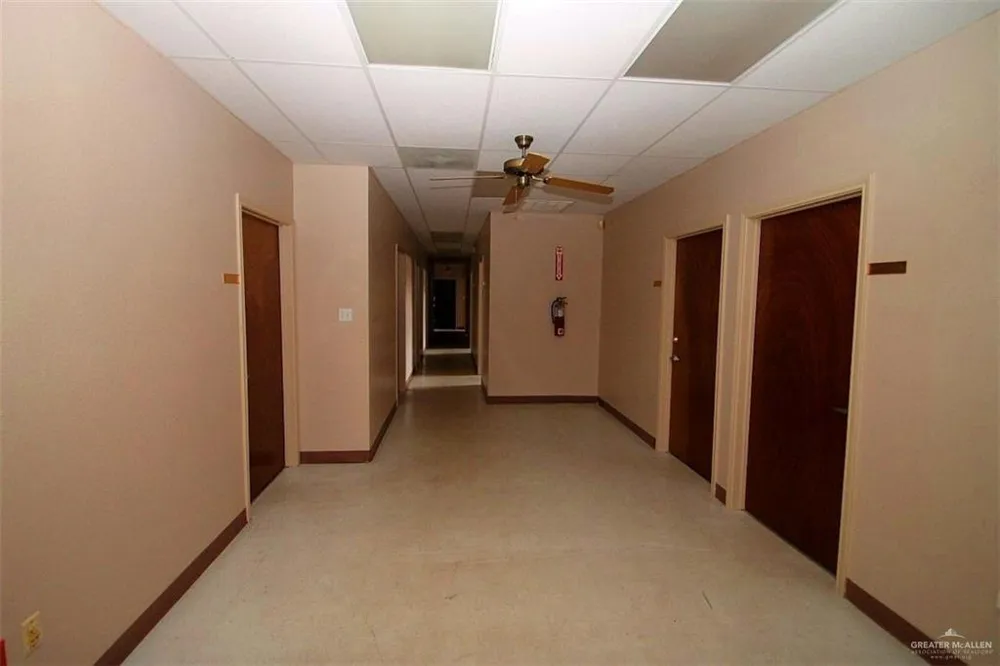 382 W Main Avenue W Raymondville, TX 78580