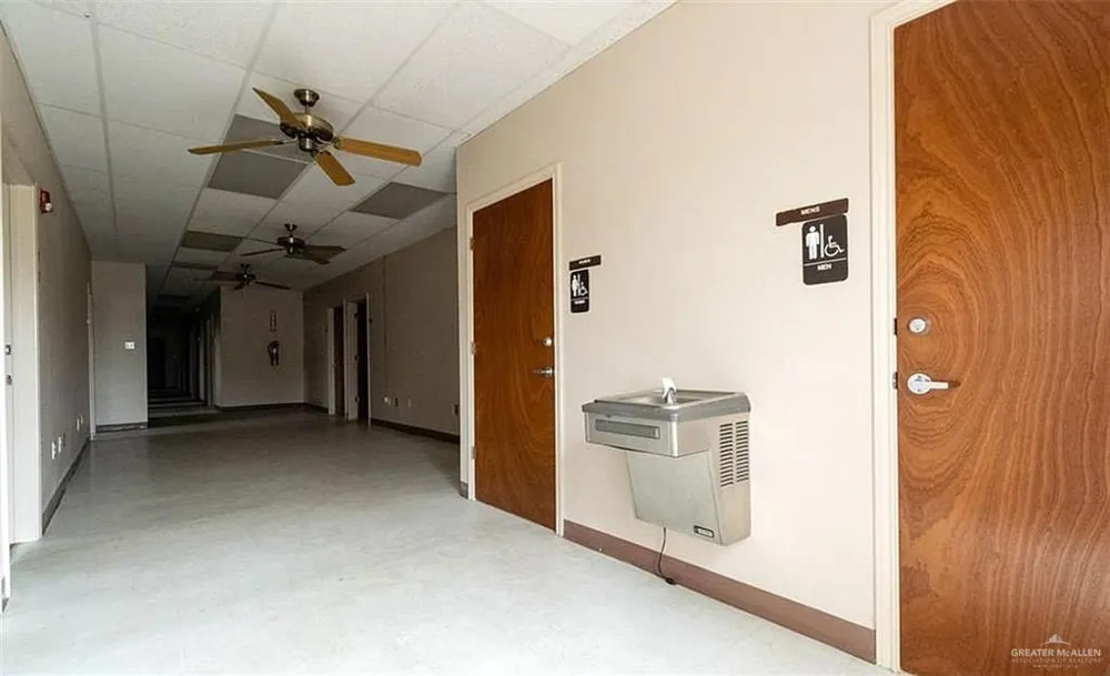 382 W Main Avenue W Raymondville, TX 78580