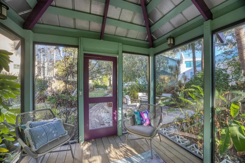 1716 OAK STREET Sarasota, FL 34236