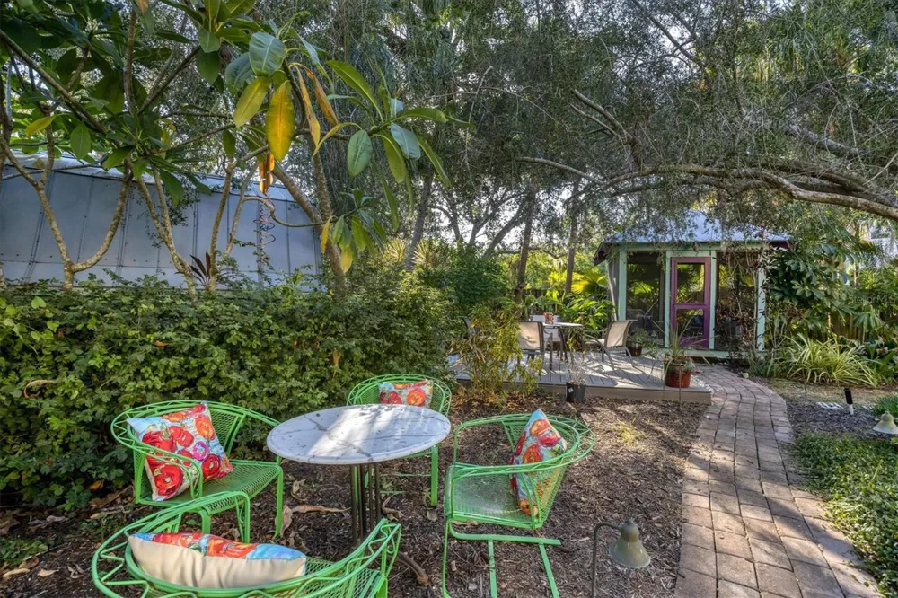 1716 OAK STREET Sarasota, FL 34236