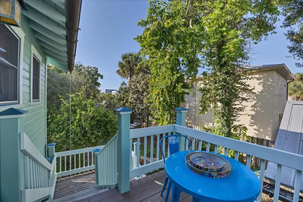 1716 OAK STREET Sarasota, FL 34236