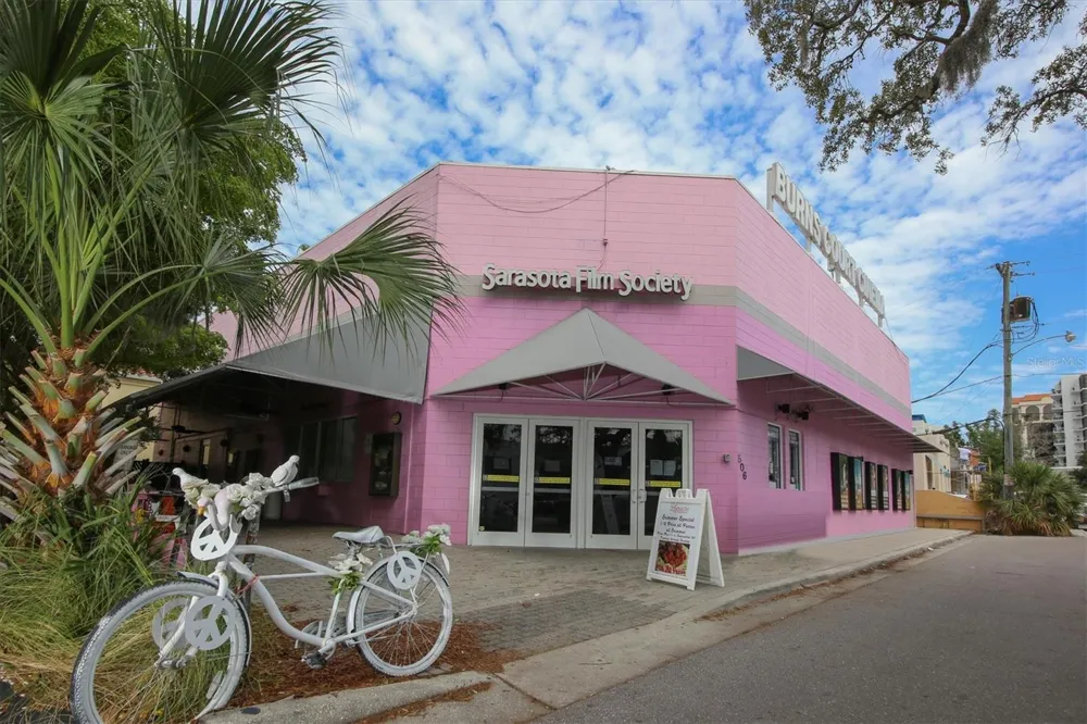 1716 OAK STREET Sarasota, FL 34236
