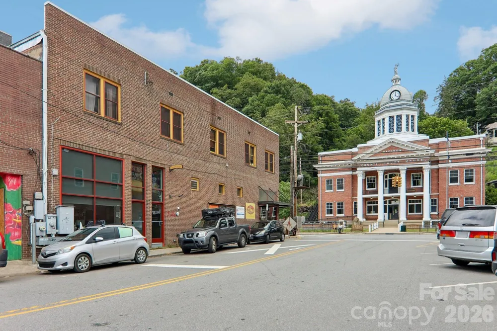1231 Baileys Branch Road #3 Marshall, NC 28753