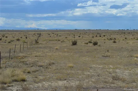 Baculite Mesa Rd
