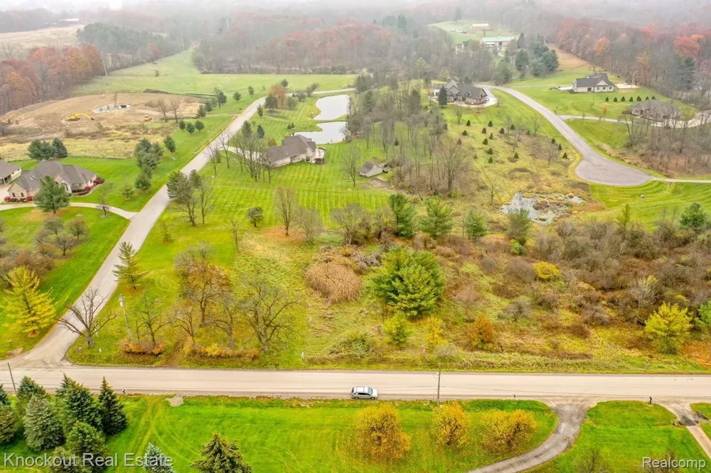 9338 ORCHARD VALLEY LANE Davison Township, MI 48423