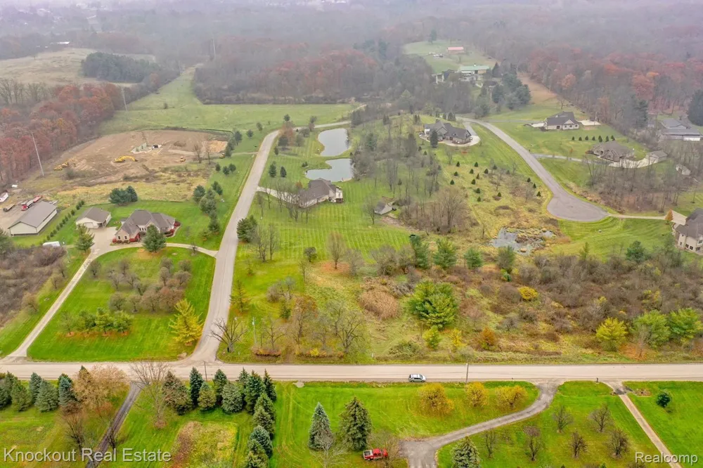 9338 ORCHARD VALLEY LANE Davison Township, MI 48423