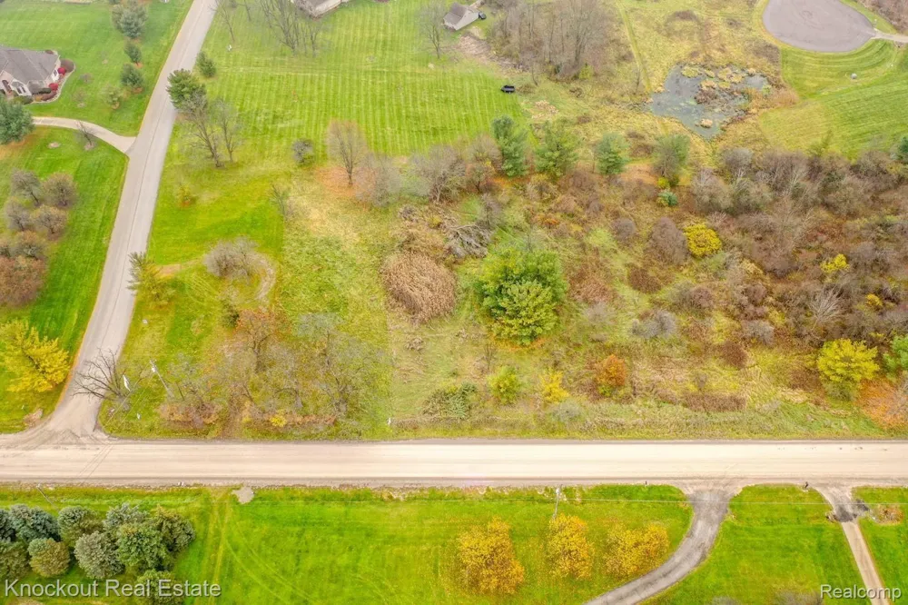 9338 ORCHARD VALLEY LANE Davison Township, MI 48423