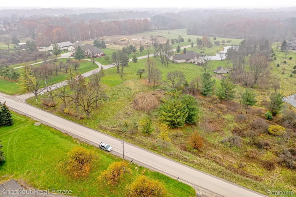 9338 ORCHARD VALLEY LANE Davison Township, MI 48423