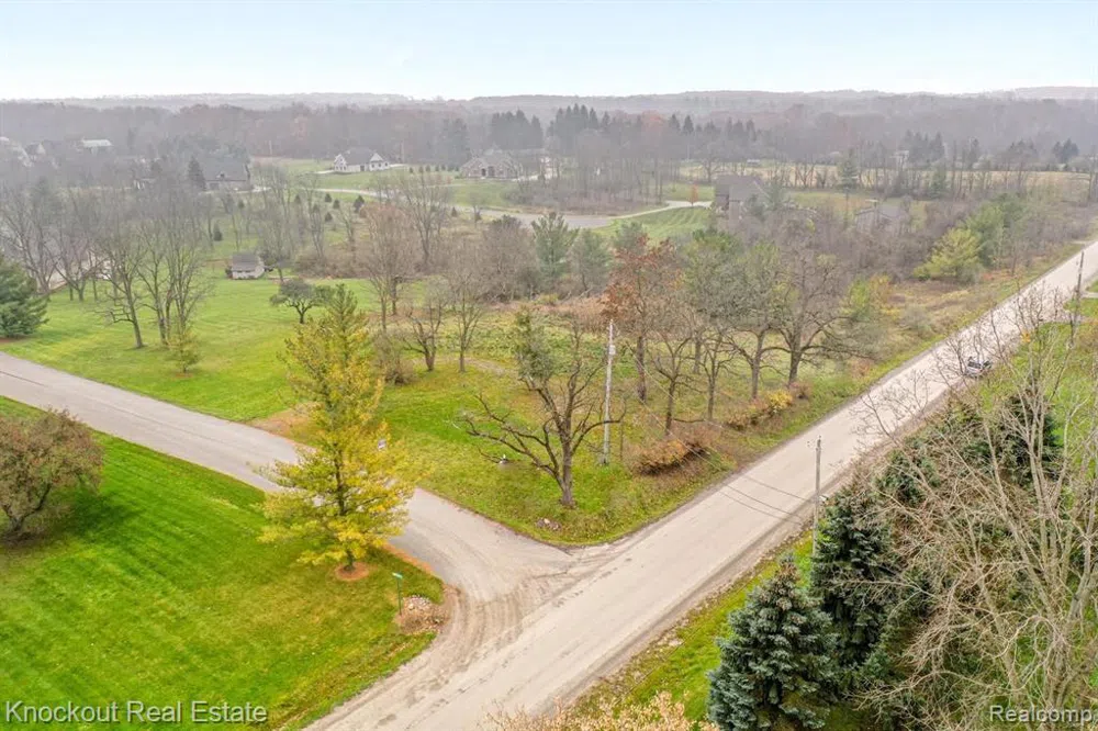 9338 ORCHARD VALLEY LANE Davison Township, MI 48423
