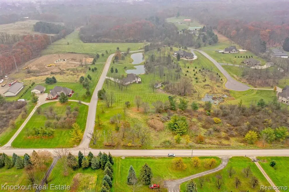 9338 ORCHARD VALLEY LANE Davison Township, MI 48423