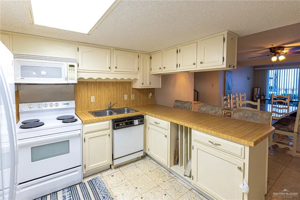 6201 Padre Boulevard #117 South Padre Island, TX 78597