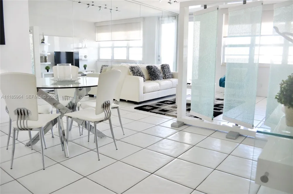 100 Lincoln Rd #910 Miami Beach, FL 33139