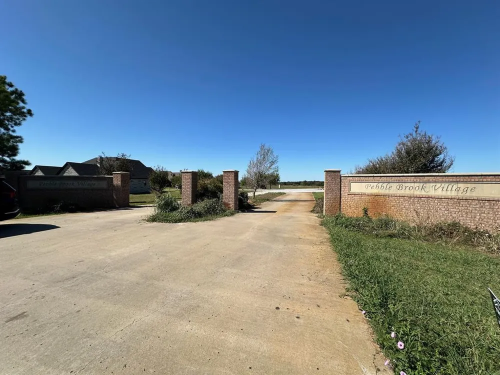 Riverbend Avenue Colbert, OK 74733